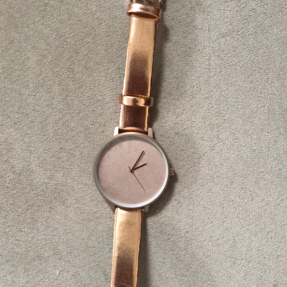Watch - Picture 1 of 1